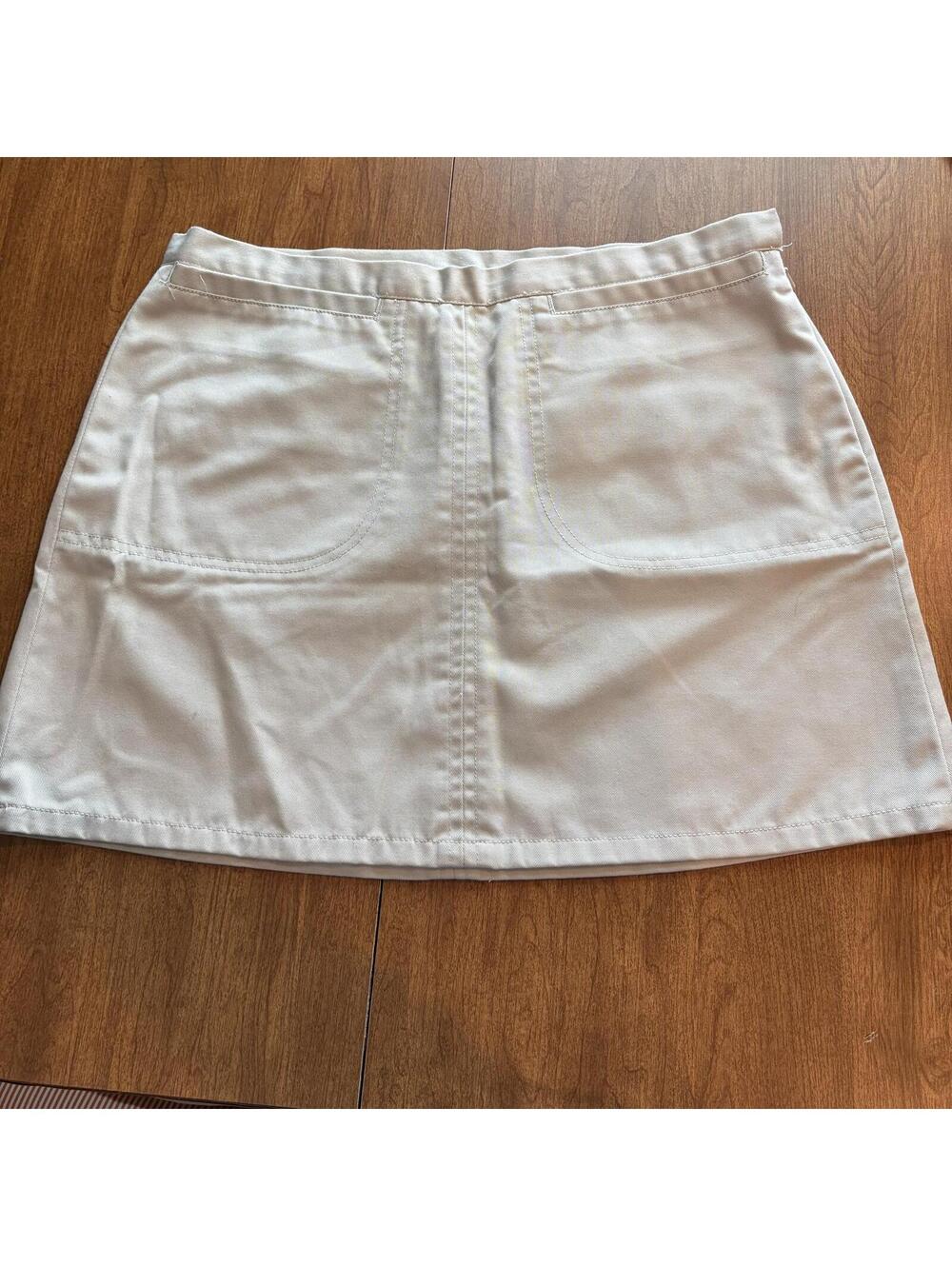 Abercrombie & Fitch Khaki Mini Skirt Size 2 Front Pockets Side Zip Summer Preppy